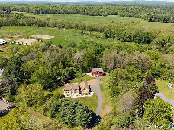 2nd image of 555 Waterville Road