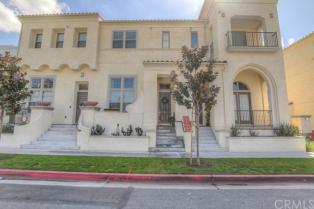 1st image of 801 S Anaheim Blvd Unit 102
