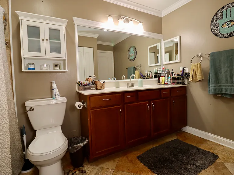129 Glengarry Dr #110 — Photo 15