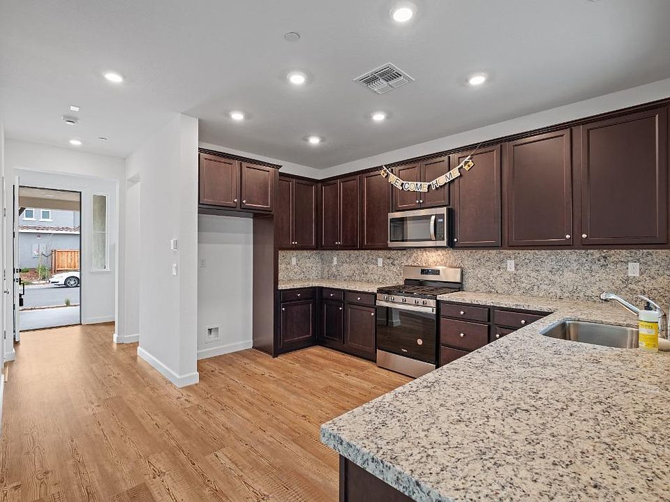 1st image of 2715 Alexia Ln