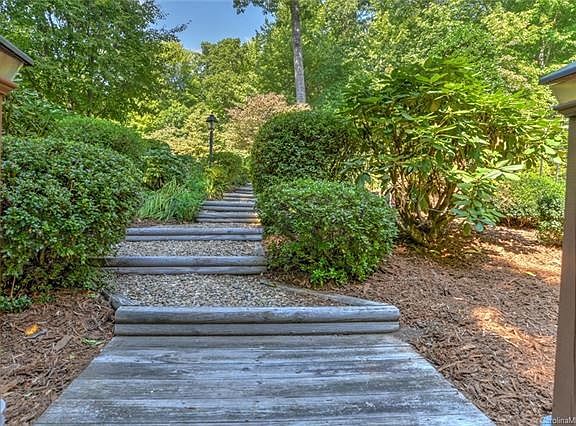 4th image of 129 Ben Mar Ln