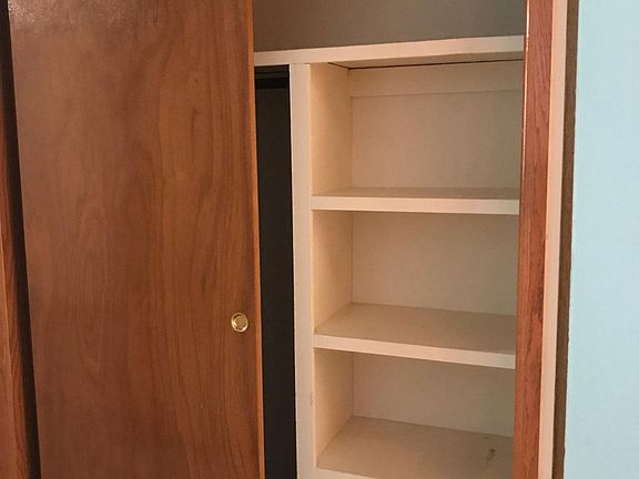 Linen Closet Storage