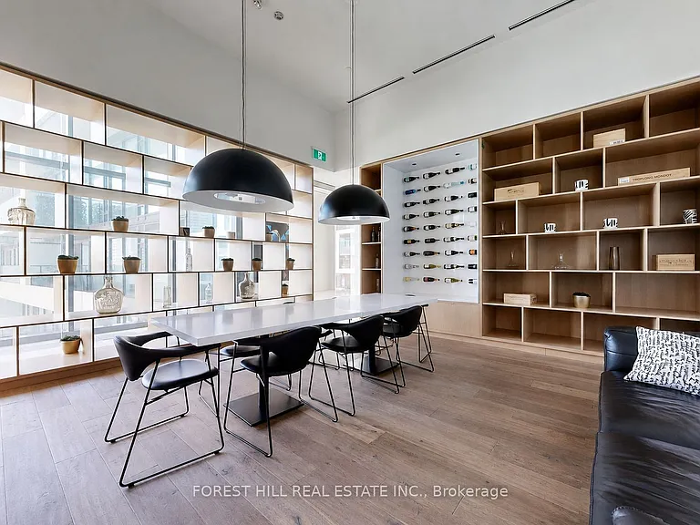 8 Hillsdale Ave E #724 — Photo 19