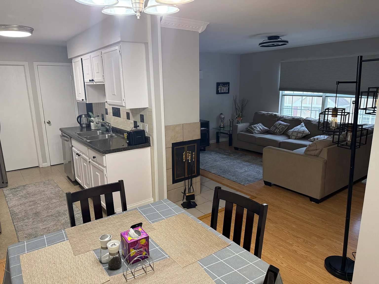 424 Tanglewood Ct — Photo 3