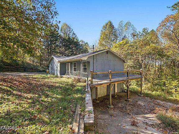 3rd image of 188 Green Ln