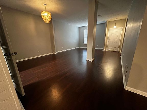 3rd image of 10977 Beckley Pl