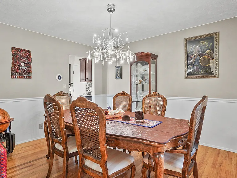 2490 Coronado Ave — Photo 5
