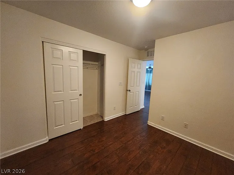 8956 Medford Hills Ct — Photo 11