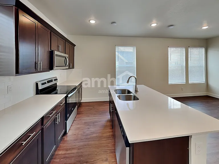 6022 W Copperhawk Dr — Photo 3