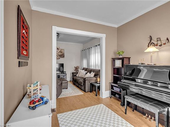 5th image of 25 Usher St