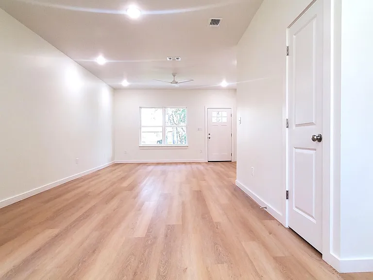 600 Bechtel Blvd #A — Photo 2