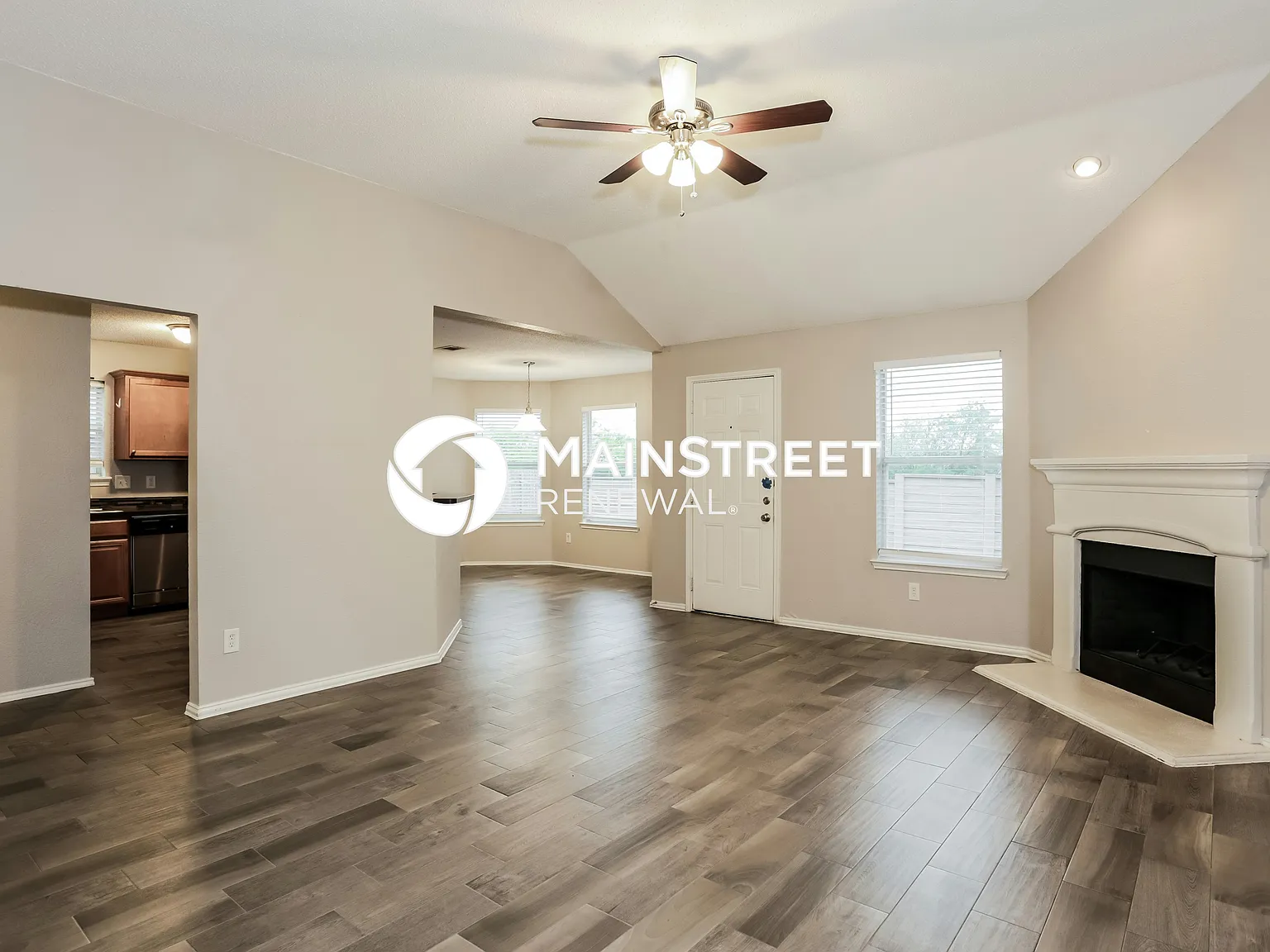 517 Bretts Way — Photo 3