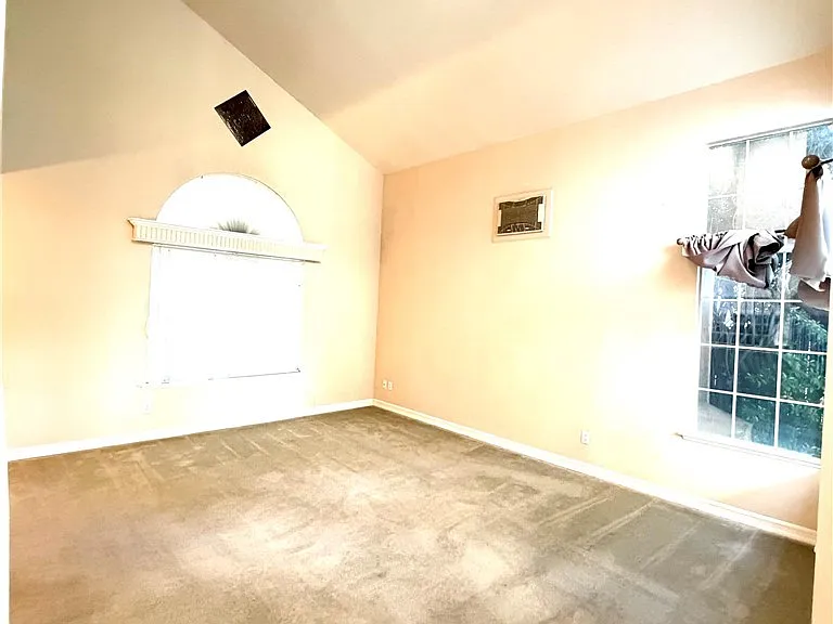 2812 W Pondera St — Photo 13
