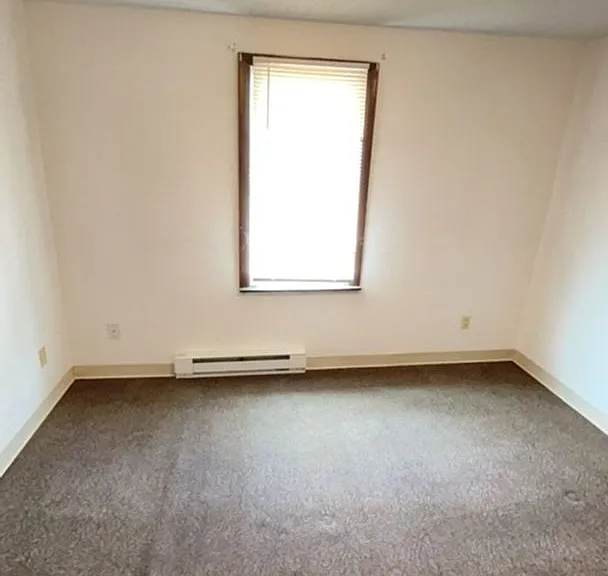 614 Maple St — Photo 5