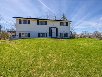 60 Green Moor Way, Henrietta, NY, 14467