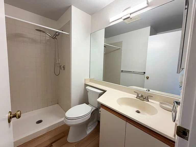 140 Uwapo Rd #19-203 — Photo 19