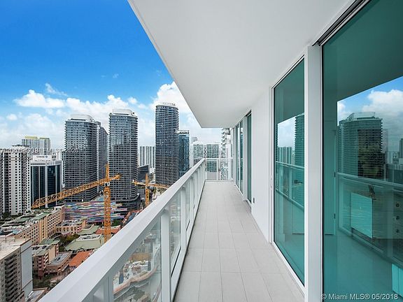 3rd image of 1080 Brickell Ave Unit 4009