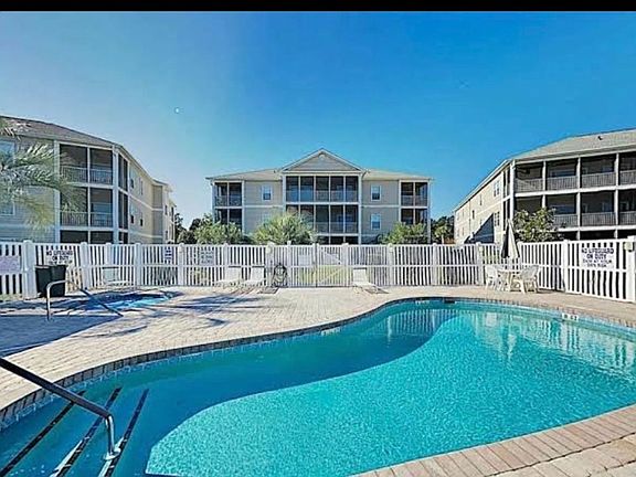 2nd image of 2020 Cross Gate Blvd Unit 201