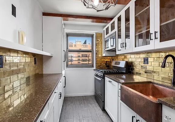 3rd image of 230 Jay St APT 14B