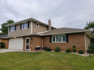 4403 Tamarack Dr, Parma, OH 44134