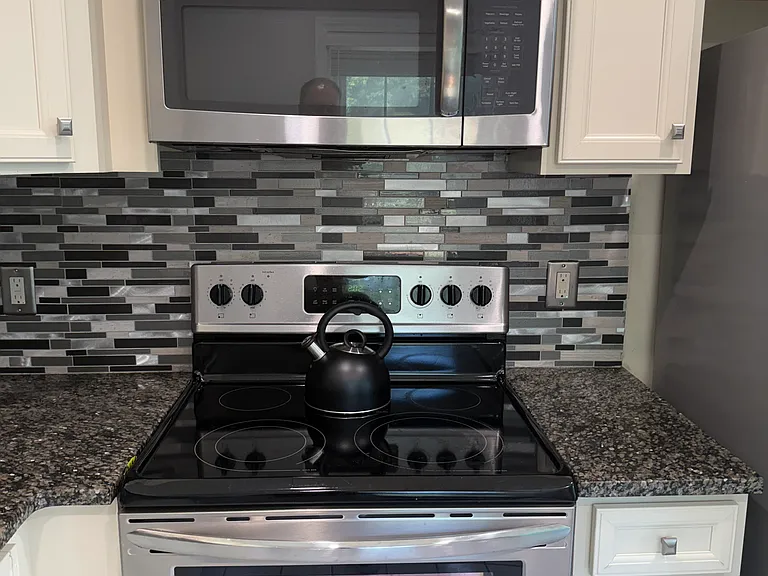 104 Gazebo Cir #104 — Photo 8