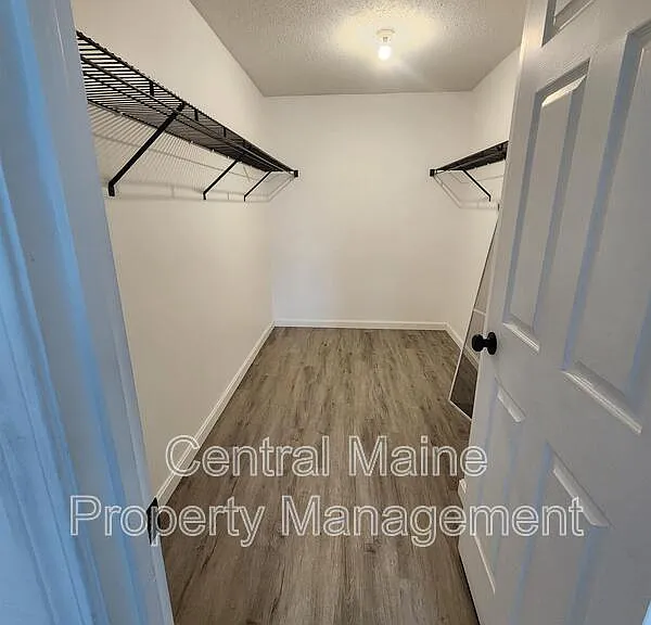 39 Northern Avenue Hts #24 — Photo 8