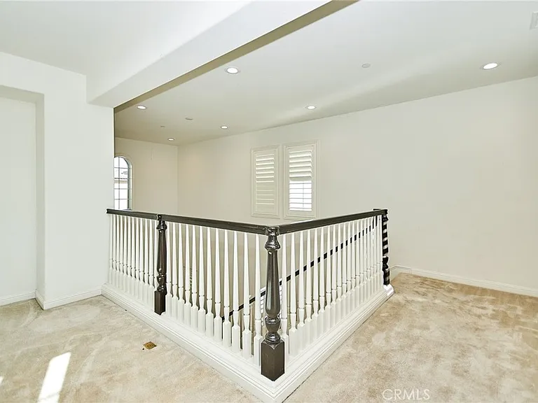 115 Mesa Verde Ln — Photo 24
