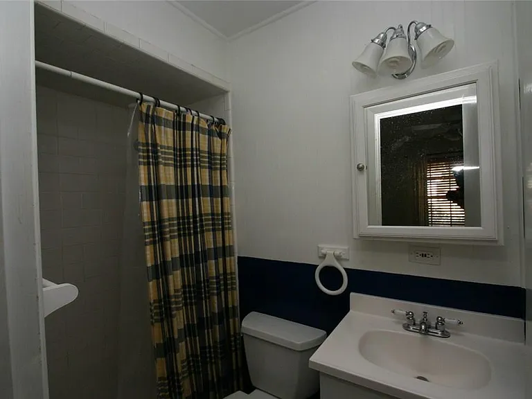 6702 Isabelle Dr — Photo 10