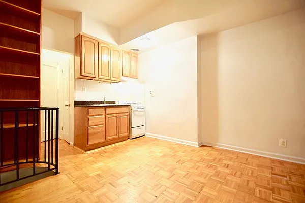 Rented by Sovereign Associates | media 25