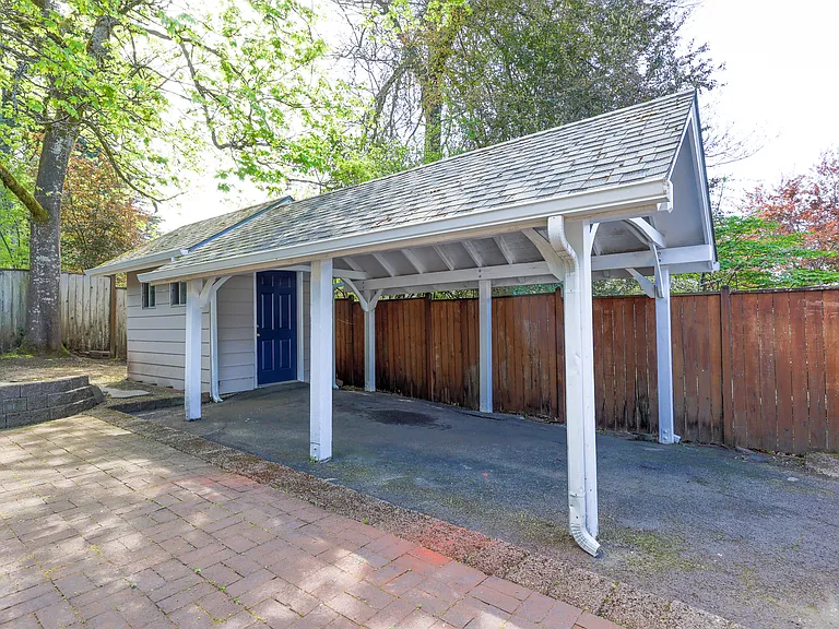 2260 E 15th Ave — Photo 55