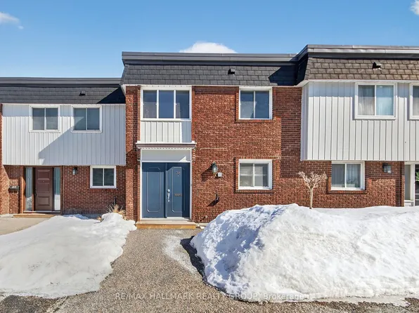 1821 Walkley Rd #23, Ottawa, ON K1H 6X9