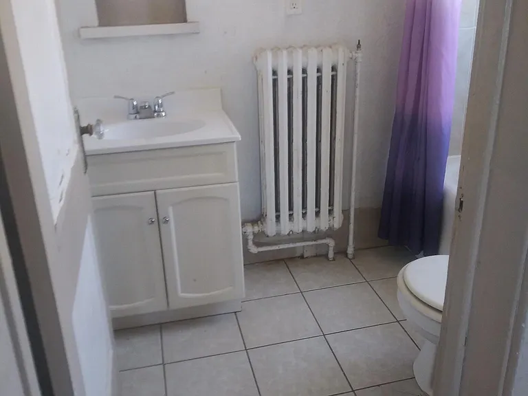 626 N Perry St #8 — Photo 6