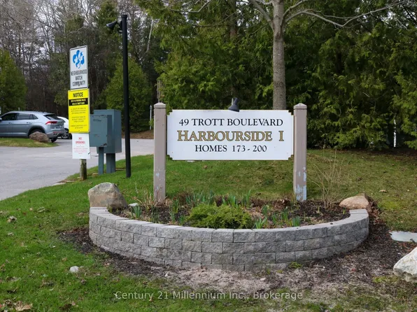 49 Trott Blvd #193, Collingwood, ON L9Y 5B8