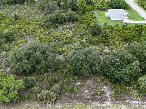 1321 Hibiscus Ave, Lehigh Acres, FL 33972