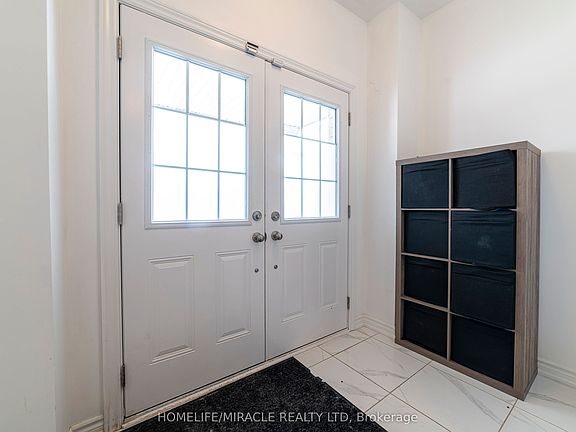 4th image of 9 Mears Rd