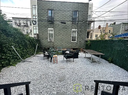 Rented by Rentopia | media 28