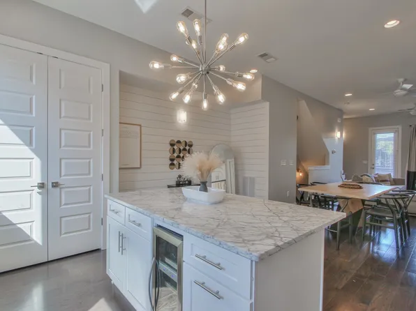 2410 Meharry Blvd APT 8, Nashville, TN 37208