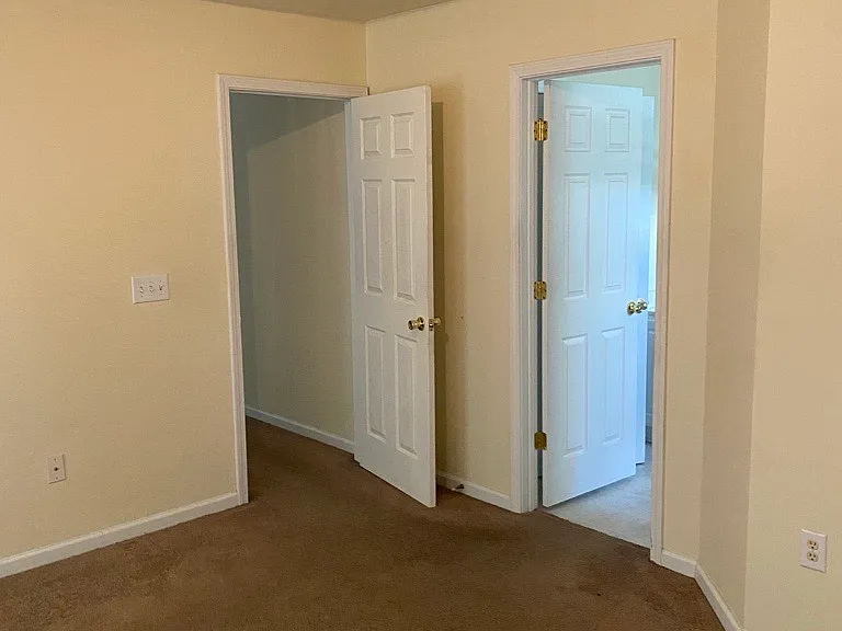 300 Southmen Ln #1 — Photo 12