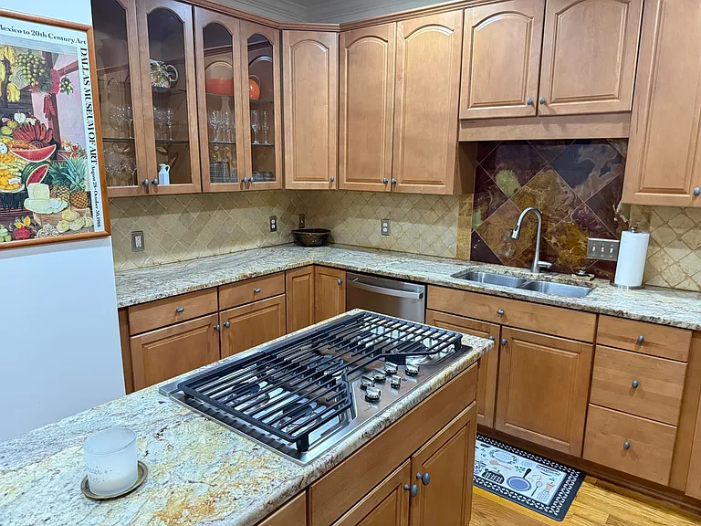 421 Spring St #103 — Photo 6