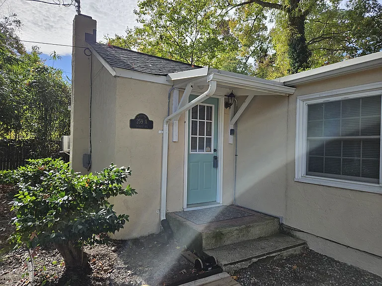 259A Lasalle Ave — Photo 3