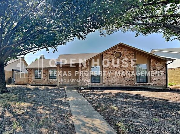 1302 Creekwood Ct