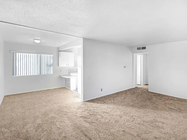 Ridgeview Apartments — Photo 12