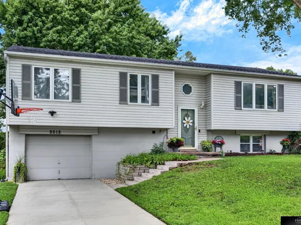 2212 N 191st Ave, Elkhorn, NE 68022