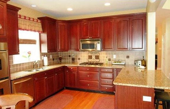 5th image of 26 Brecknock Ct