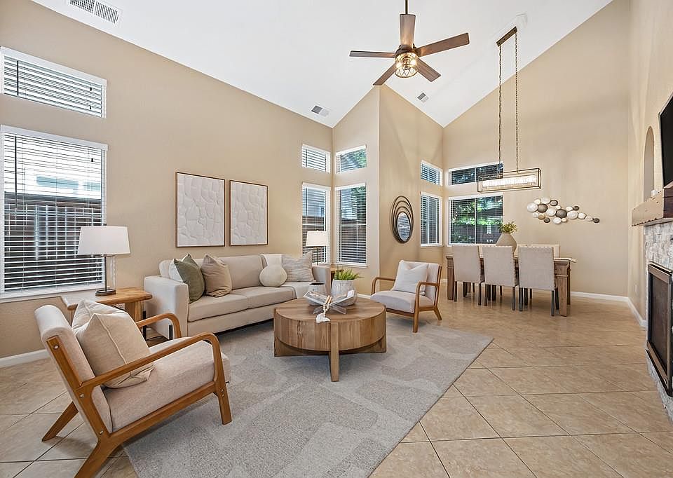 1st image of 130 Royalton Cir