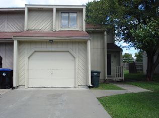 5210 SW 10th Ter, Topeka, KS 66604