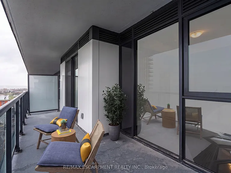 2075 Lakeshore Rd #1205 — Photo 22