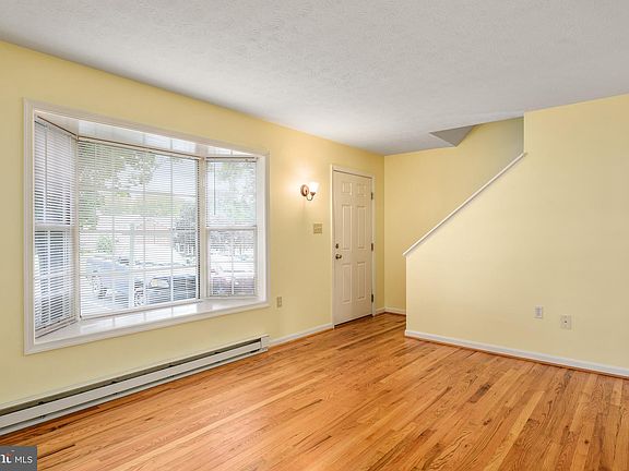 5th image of 131 Little River Dr