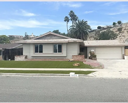1454 El Prado Ave Photo 1