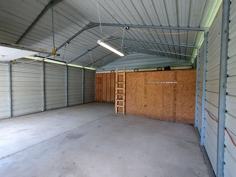 7266 Valley Ln — Photo 6